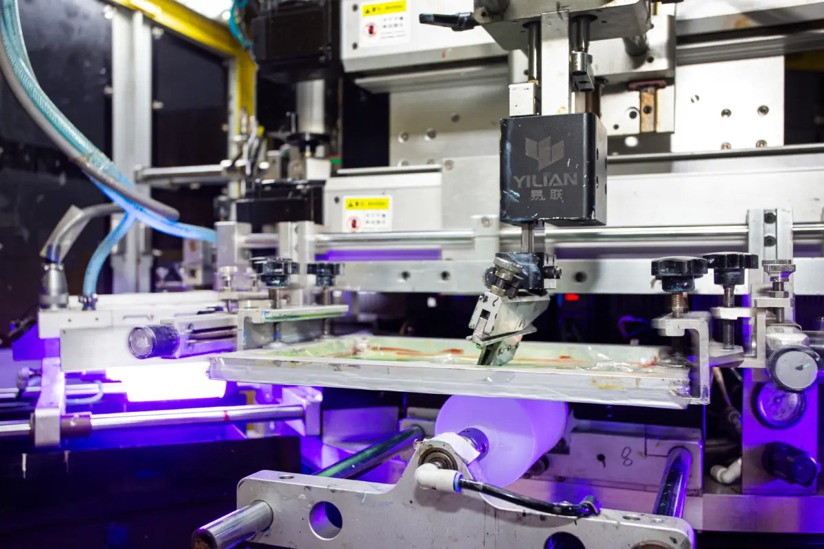 Automatic UV labeling equipment