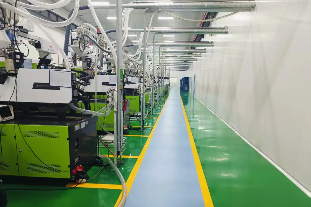 Food plastic packaging production workshop overview